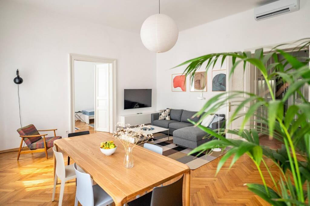 Apartment Herzer Záhřeb Exteriér fotografie