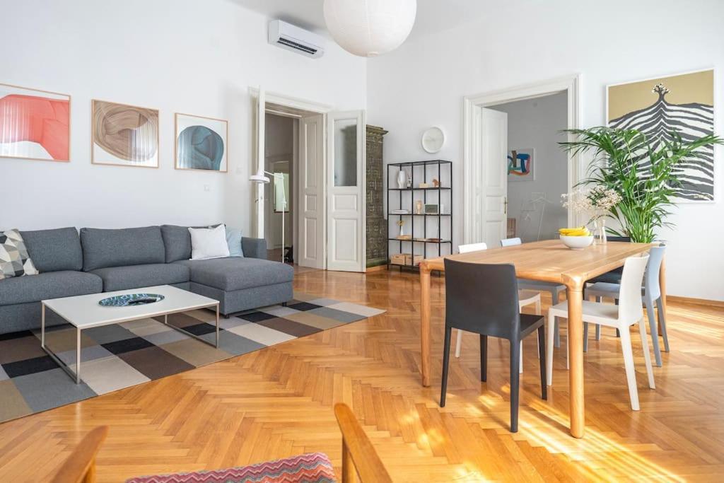 Apartment Herzer Záhřeb Exteriér fotografie